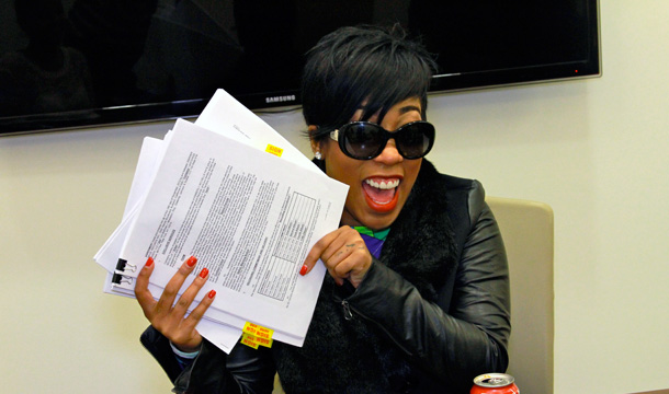 K-Michelle-signing-4