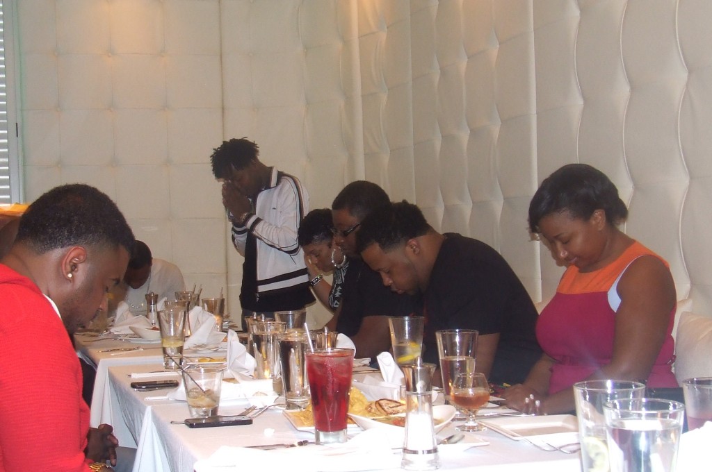 Wave Chapelle signing dinner